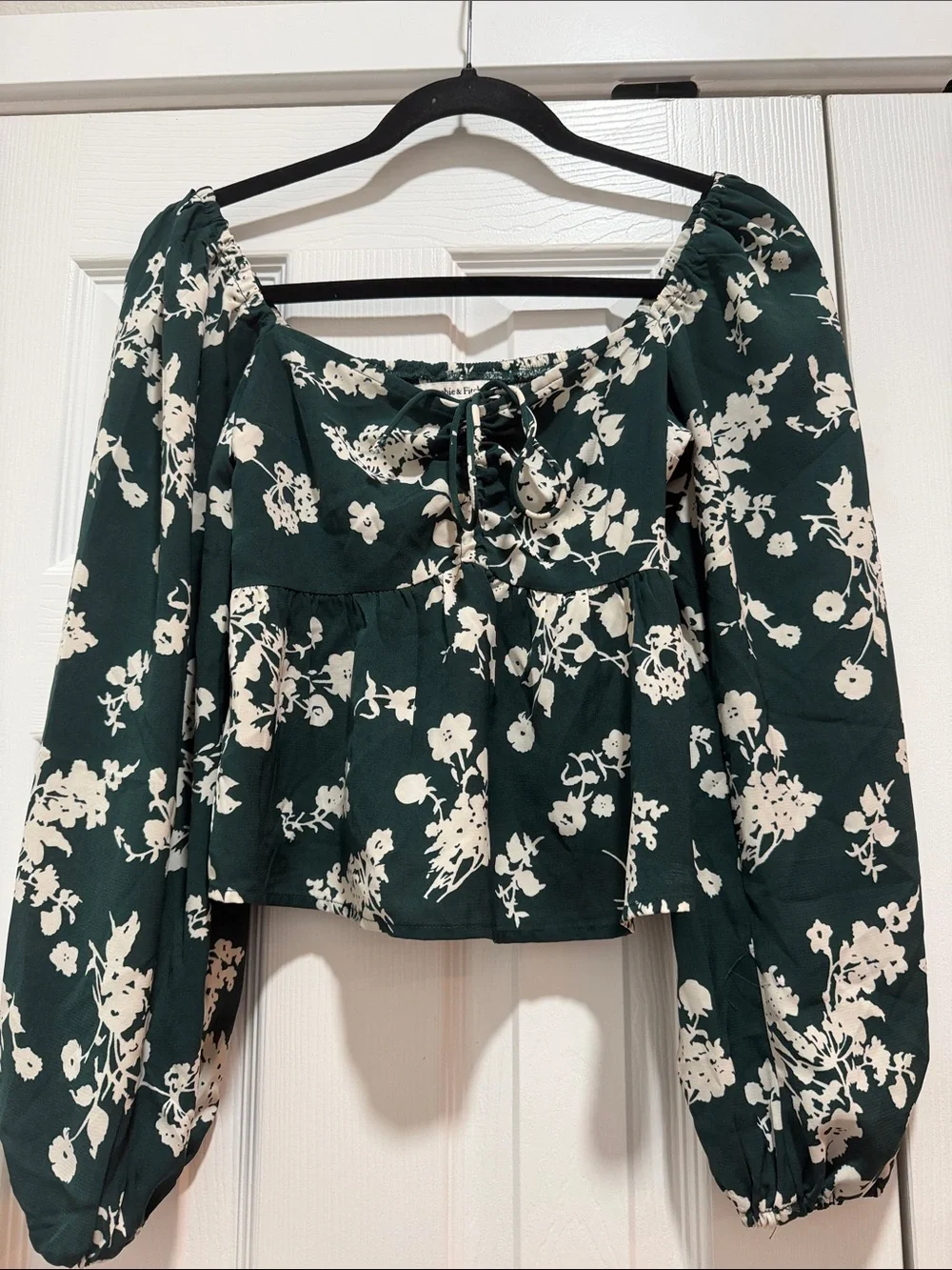 Abercrombie & Fitch Cropped Blouse XS